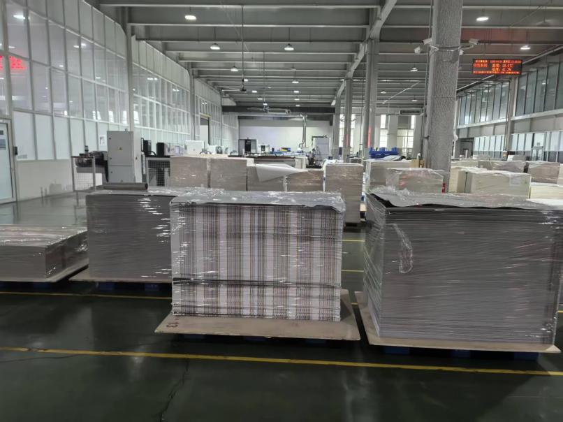 Fortalecimiento de nuestros estándares de control de calidad para envases de papel a nivel mundial